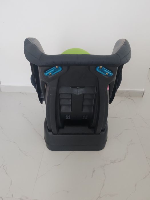 Vand scaun auto copil Lionelo