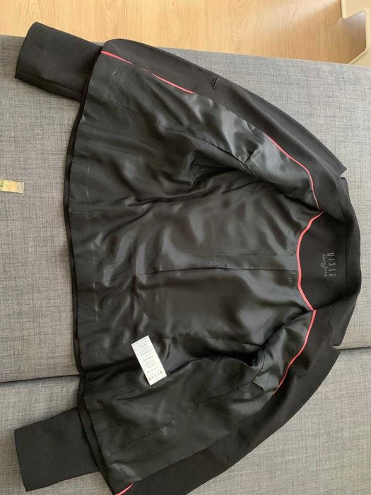 Costum dama MIZAR, sacou marime 40, fusta marime 42, negru cu broderie