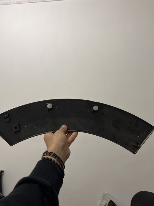 Mini Countryman R60 Кора за заден ляв калник 9801885