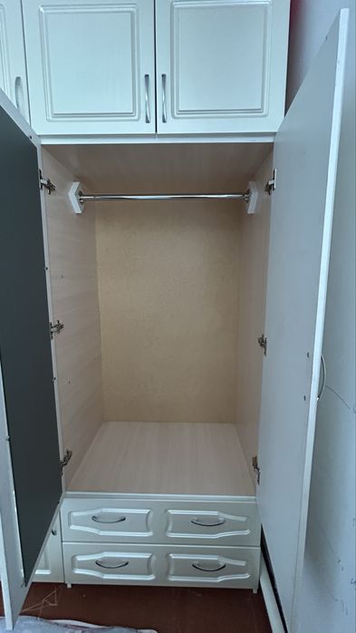Шкаф для одежды