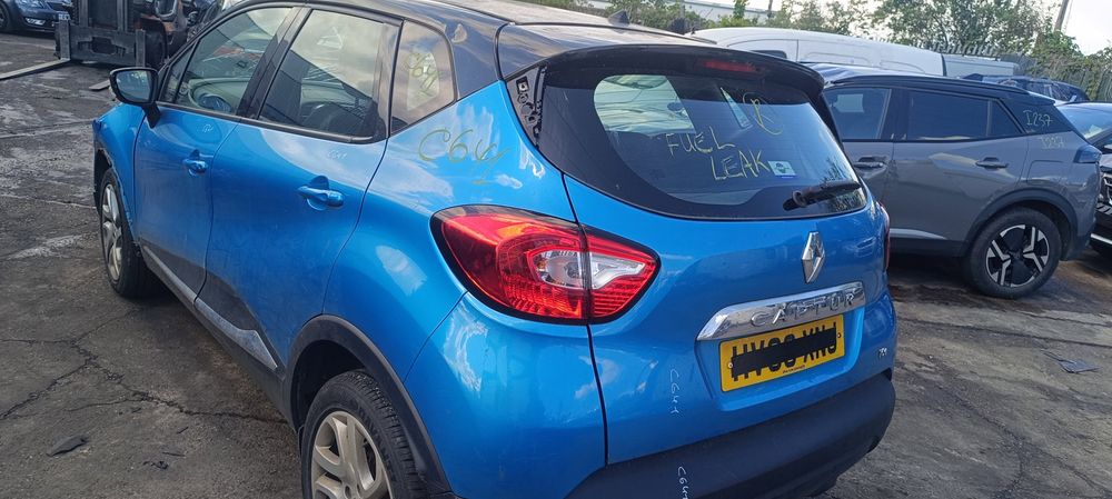 Dezmembrez Renault Captur (J87) [Fabr 2013-2017]