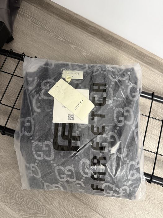 Compleu GUCCI super calitate