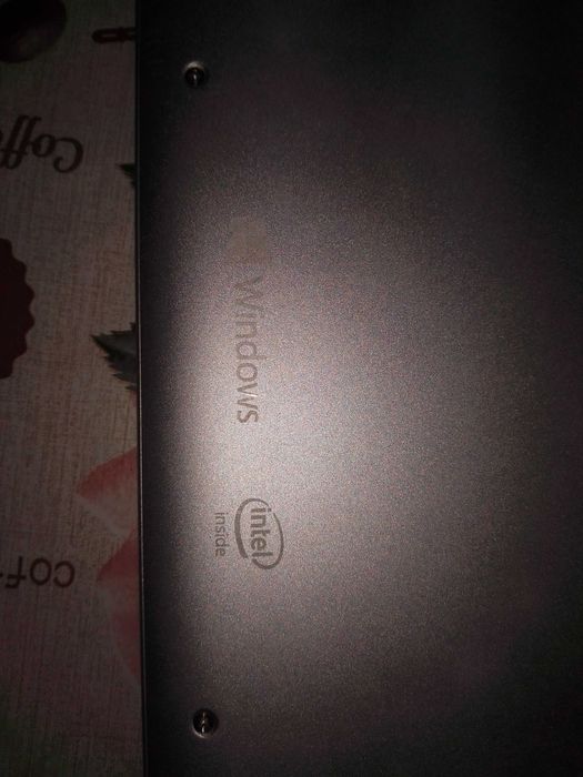 Leptop schimb cu un telefon