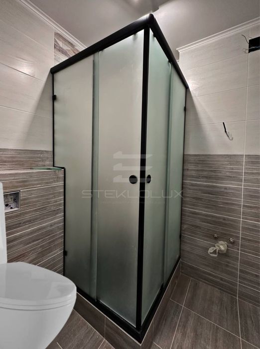 Душевая кабина стекло