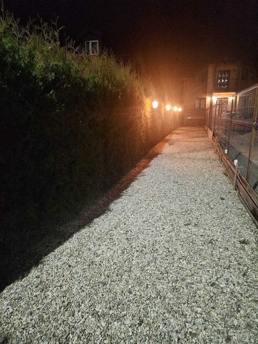 Casa cu mansarda,suprafata 130mp,4 cam,curte 720mp, drum servitute