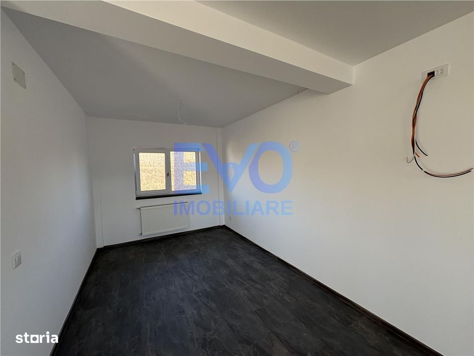 Apartament de vanzare, 2 camere, loc parcare, etaj 3, Bucium, Visan