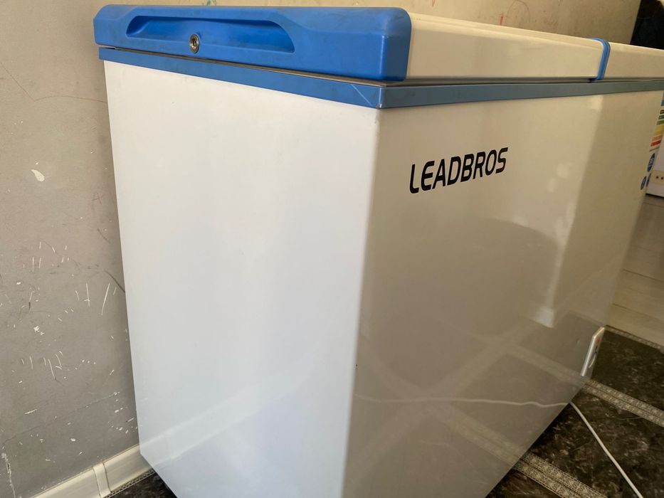 Продам морозильник LEADBROS