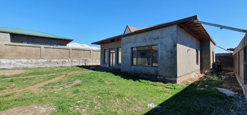 Oq toshda 7.5 sotix xovli