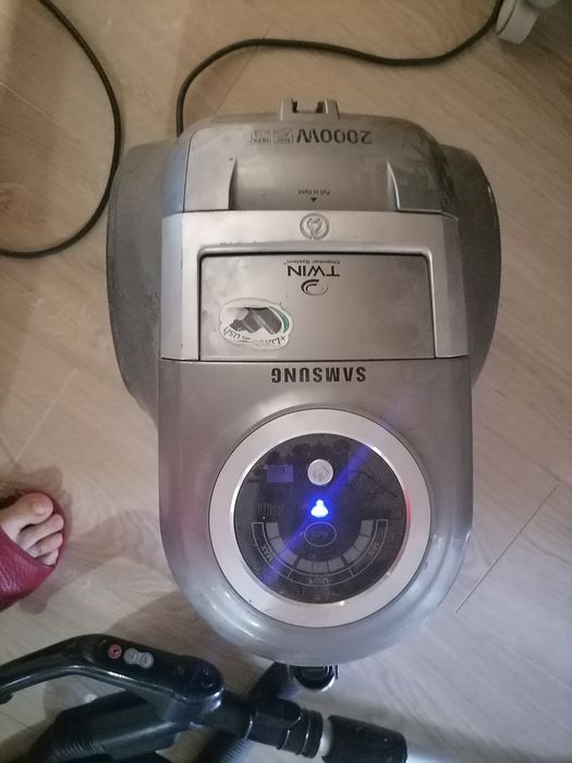 Продам пылесосы б/у