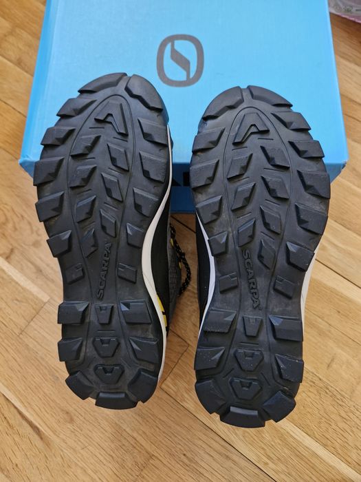 Обувки Scarpa 36 номер