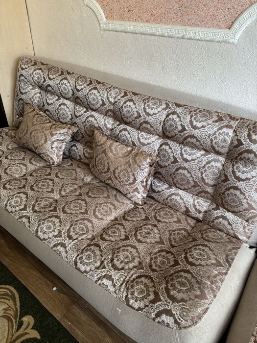 Продаётся диван и кресло