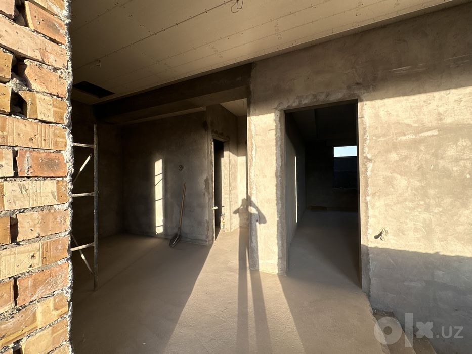 Nazarbeda 1,5 sotixli karobka Grand toyxonadan kirganda