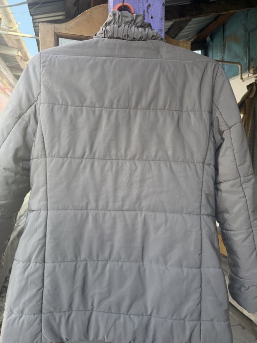 Куртка женская 48 размер