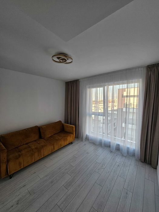 Inchiriez apartament