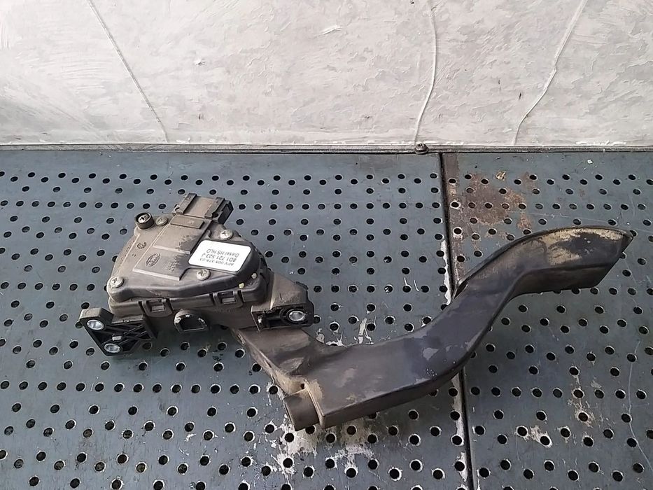 Pedala acceleratie 1.9 tdi skoda superb 1 3u4 6pv00837603 8d1721523j