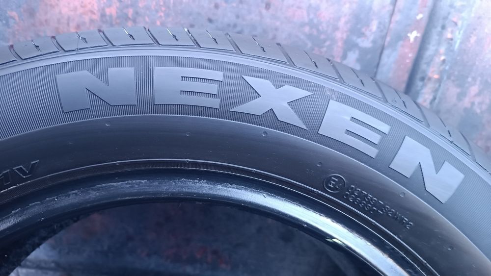 205/55/16 Nexen .