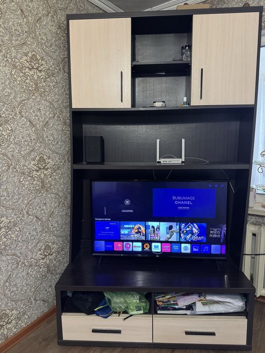 Продам тумбу под телевизор