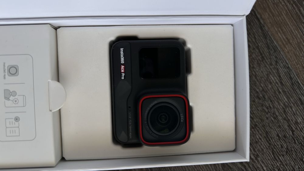 Экшн-камера Insta360 Ace Pro