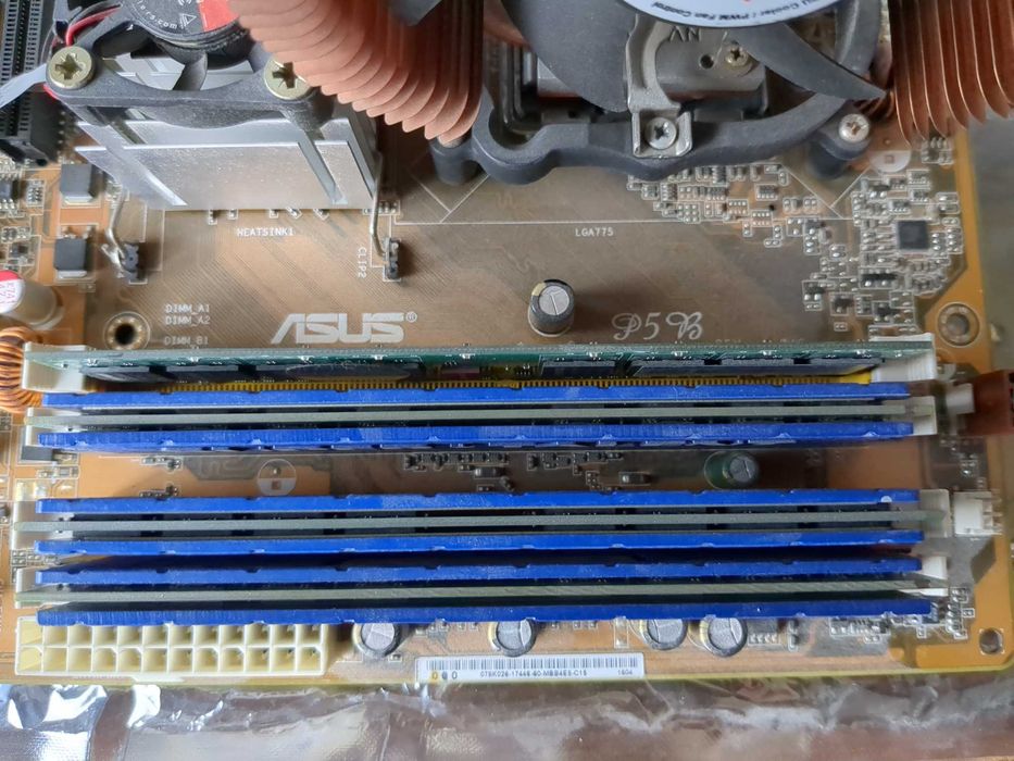 Дъно asus P5E3 V1.4, с процесор и охлаждане