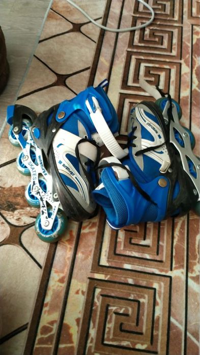 Продаются ролики и газовый баллон