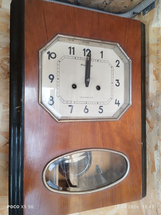 Продам Часы с боем