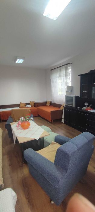 Дава се под наем Къща в с. Пъдарско, Област Пловдив - 300 кв.м за 45000 € - Снимка #6