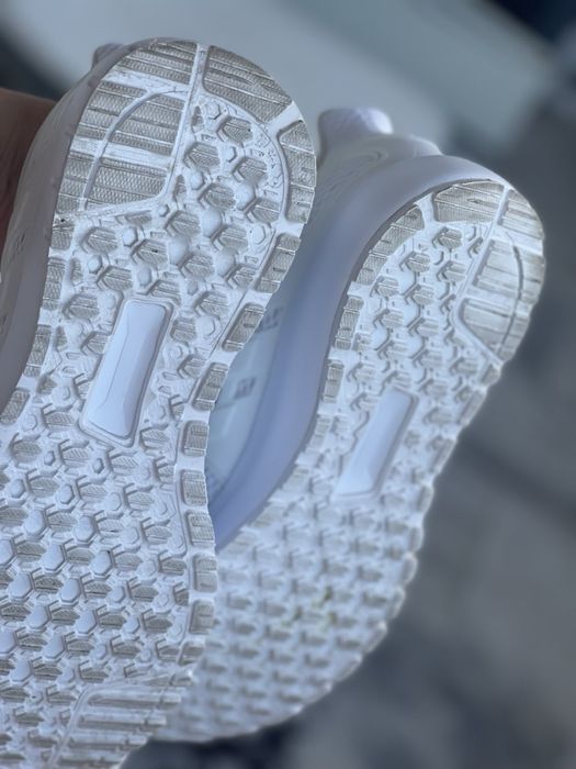 Маратонки Adidas ULTIMASHOW 2.0  Унисекс