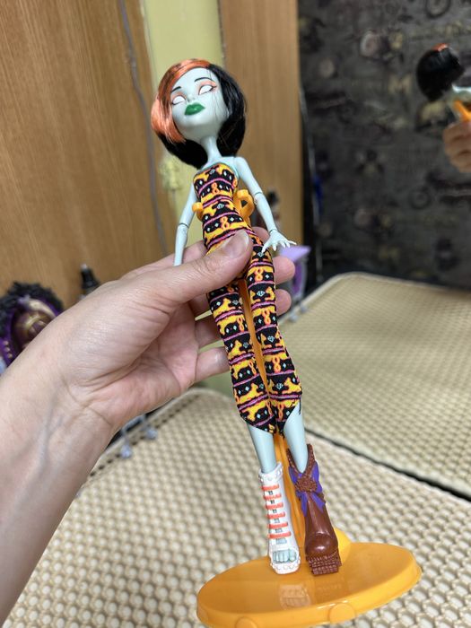 Продам куклу монстр хай!