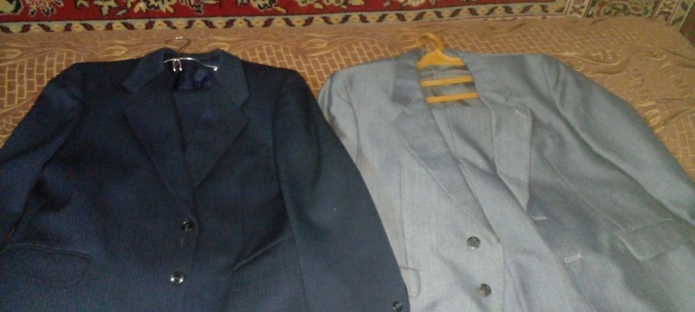 Мужские костюмы, производство финское, в хорошем состоянии, б.у.