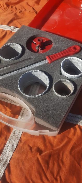 Алмазные коронки набор.