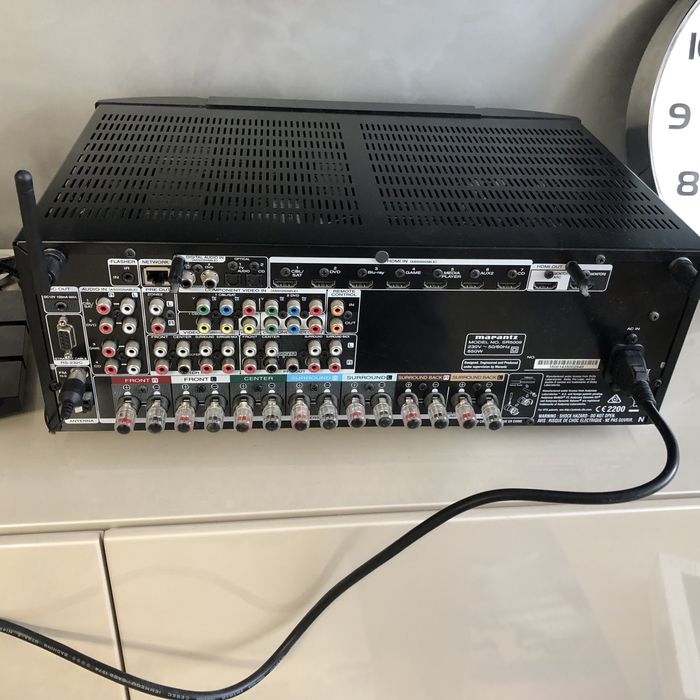 Продавам  домашна Аудиоситема - Ресивър +  буфер и колони.