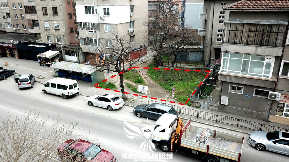 Под наем земя, парцел, паркинг 169кв.м. в Асеновград, първа линия