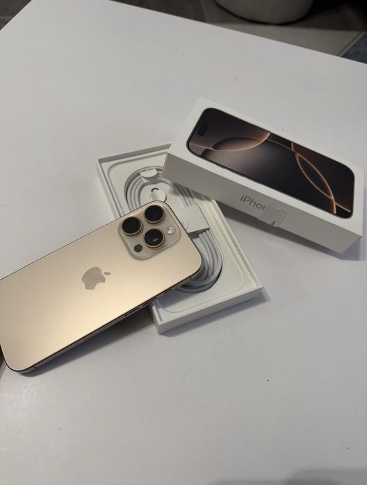 Iphone 16 pro gold , cutie , impecabil !
