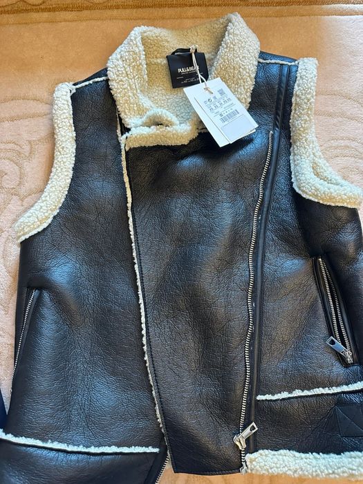 Vesta pull&bear marimea xs