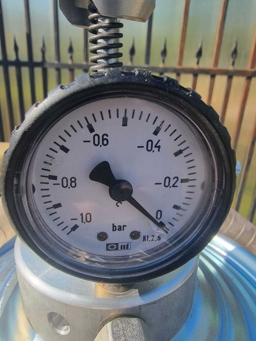 vand recuperator ulei 90l  cu actionare pneumatica