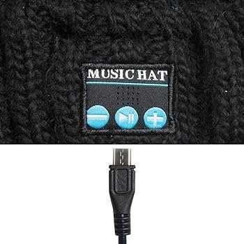 Музикална Зимна Блутут шапка с микрофон и слушки.