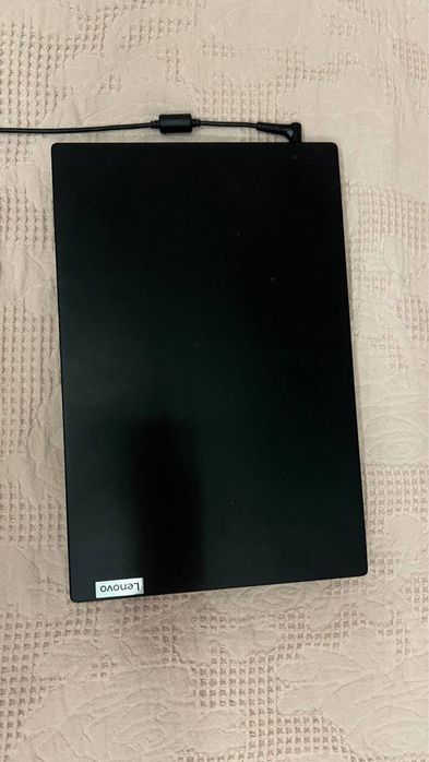 Ноутбук Lenovo amn-type 82yu