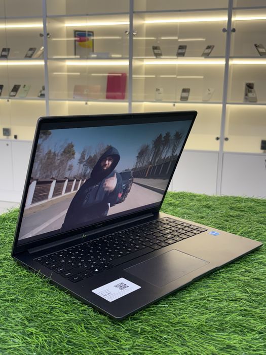 ноутбук Honor i5-12