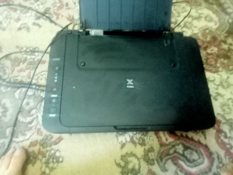 Imprimantă cu scanare