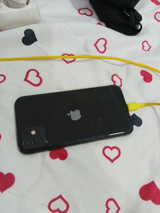 Vand Iphone 11 128 Gb