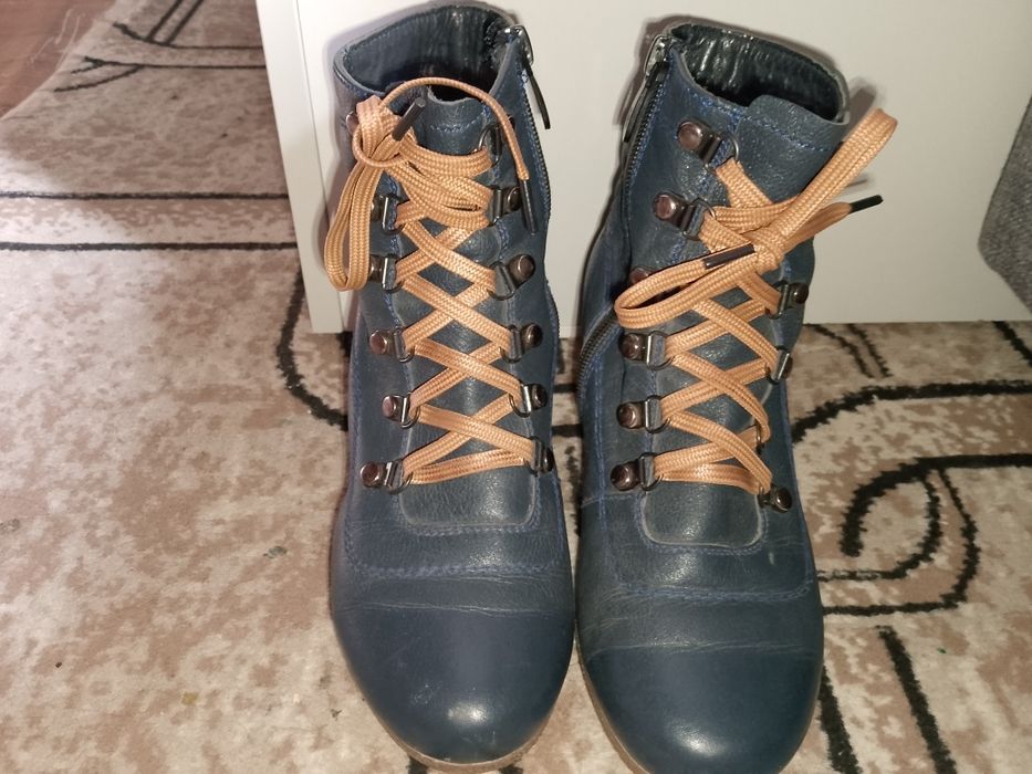 Женские сапожки 36 размер