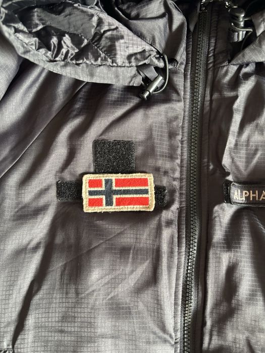 Продам куртку Alpha Industries.