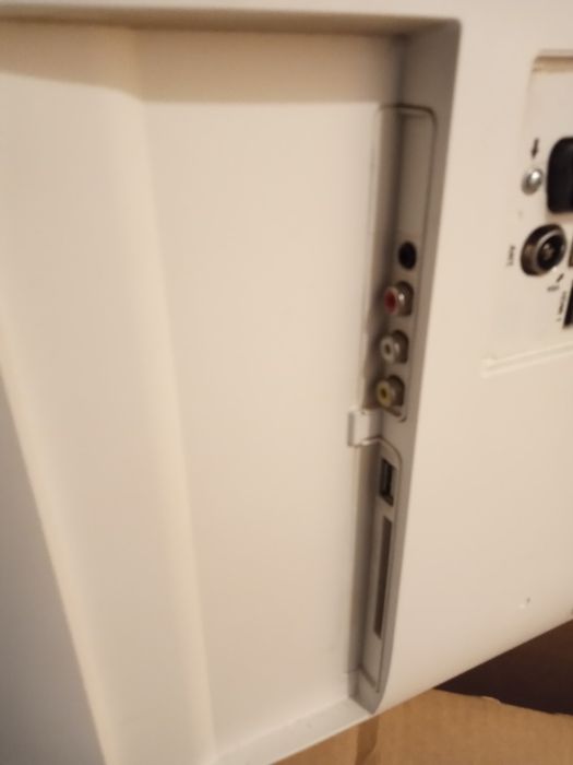 Televizor Toshiba 81 cm