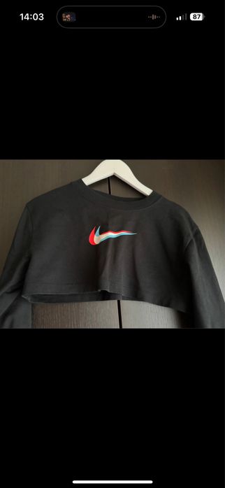 Crop top cu maneca lunga