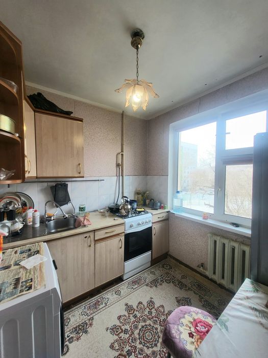 Продаётся 2 комн Автопарк