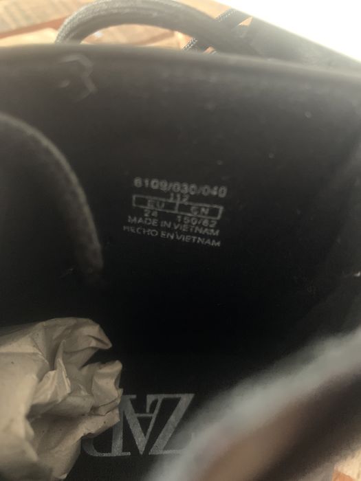 Ghete piele Zara nr.24