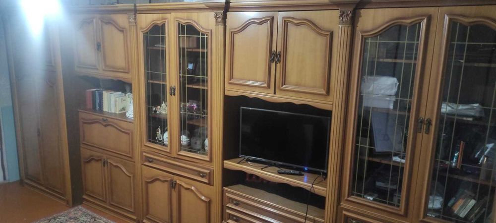 Продам стенку - мануэлла