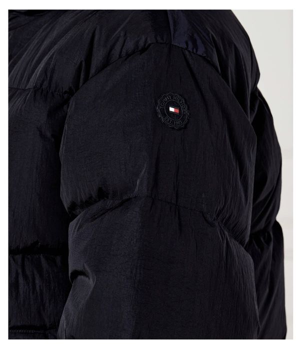 Пуховик от Tommy Hilfiger
