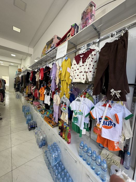 Magazin mebellari sotiladi!! Srochna