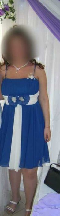 Продавам официална рокля